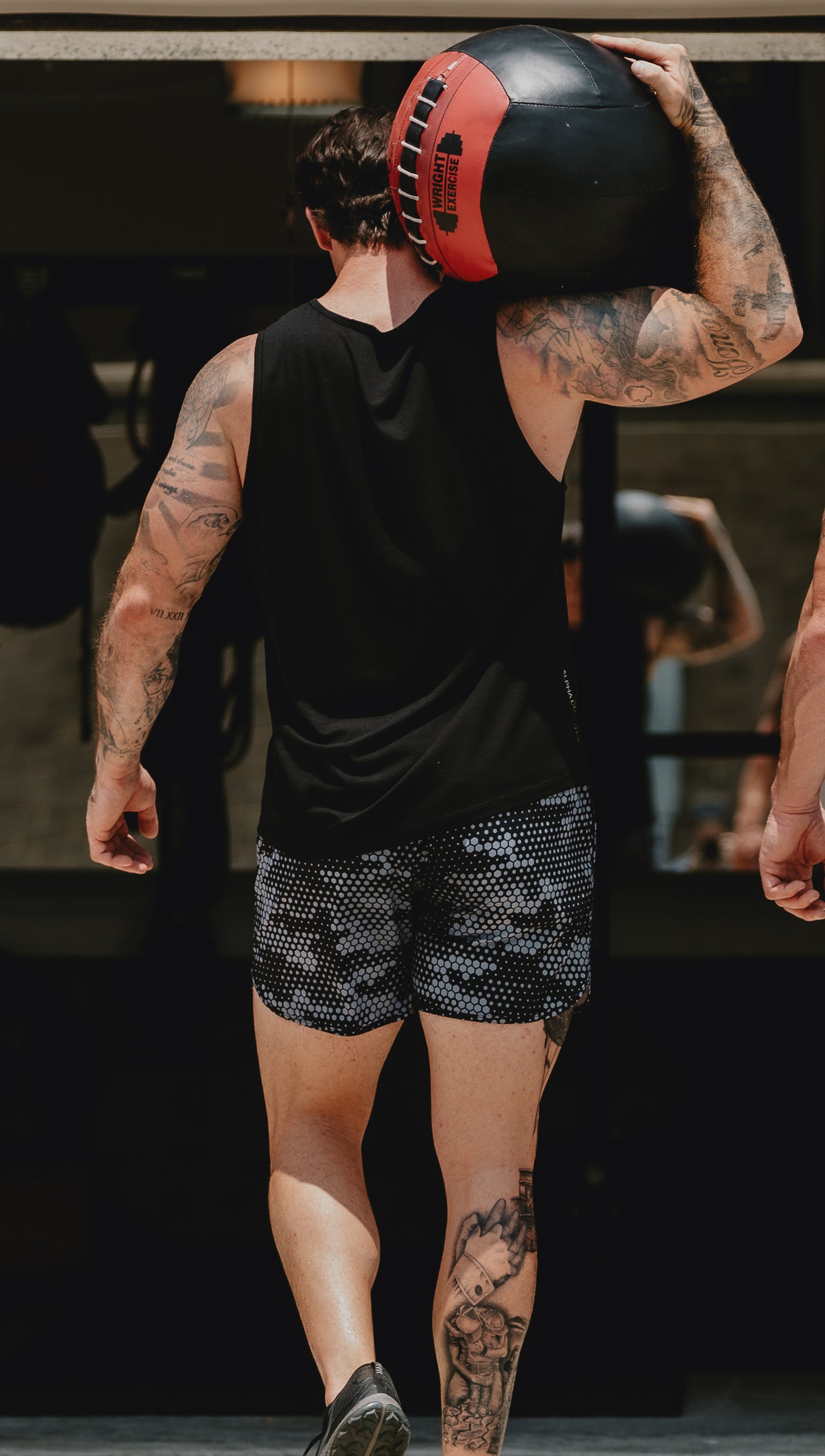 MEN'S | TRACER TANK : BLACK