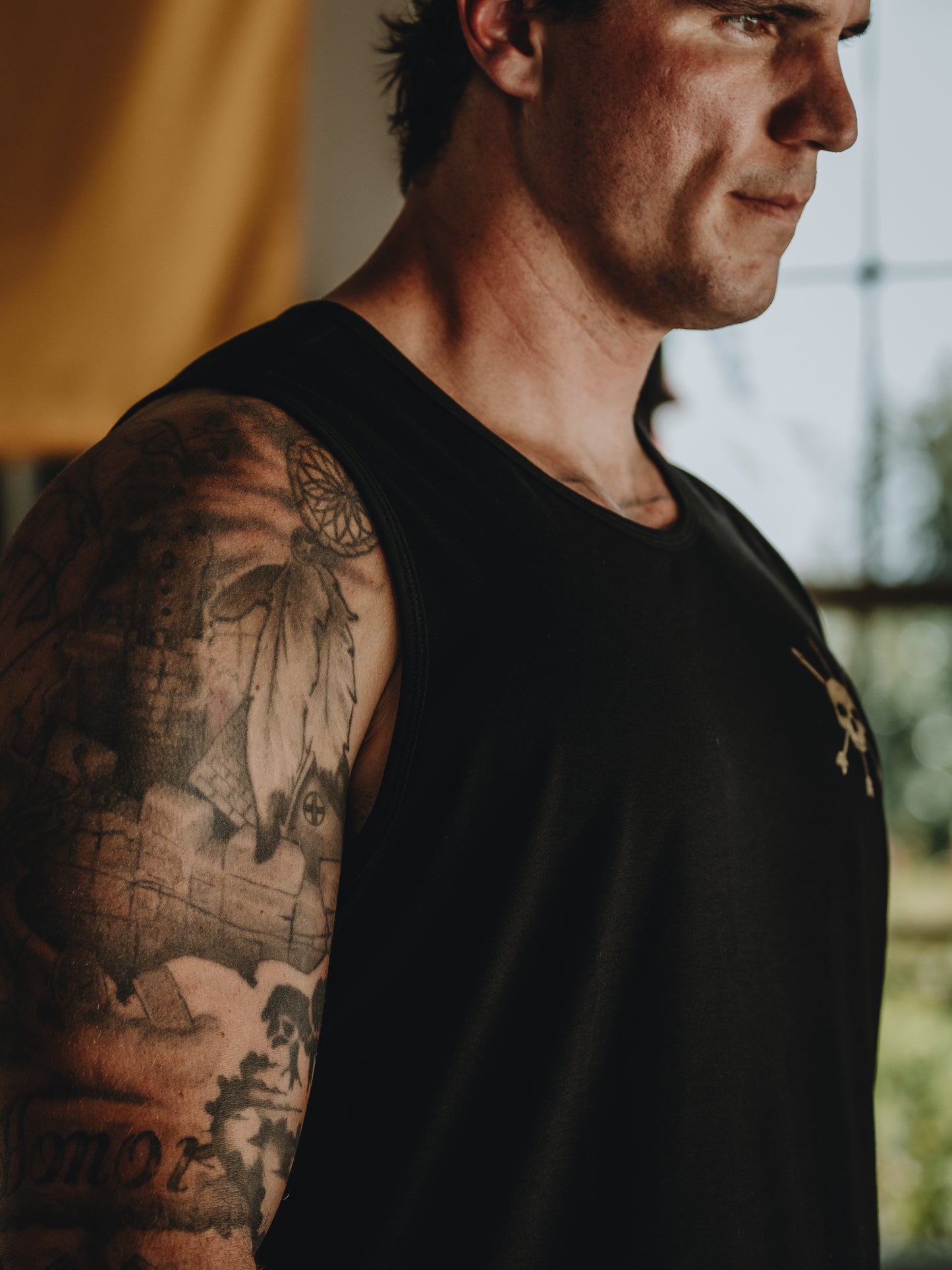 MEN'S | TRACER TANK : BLACK