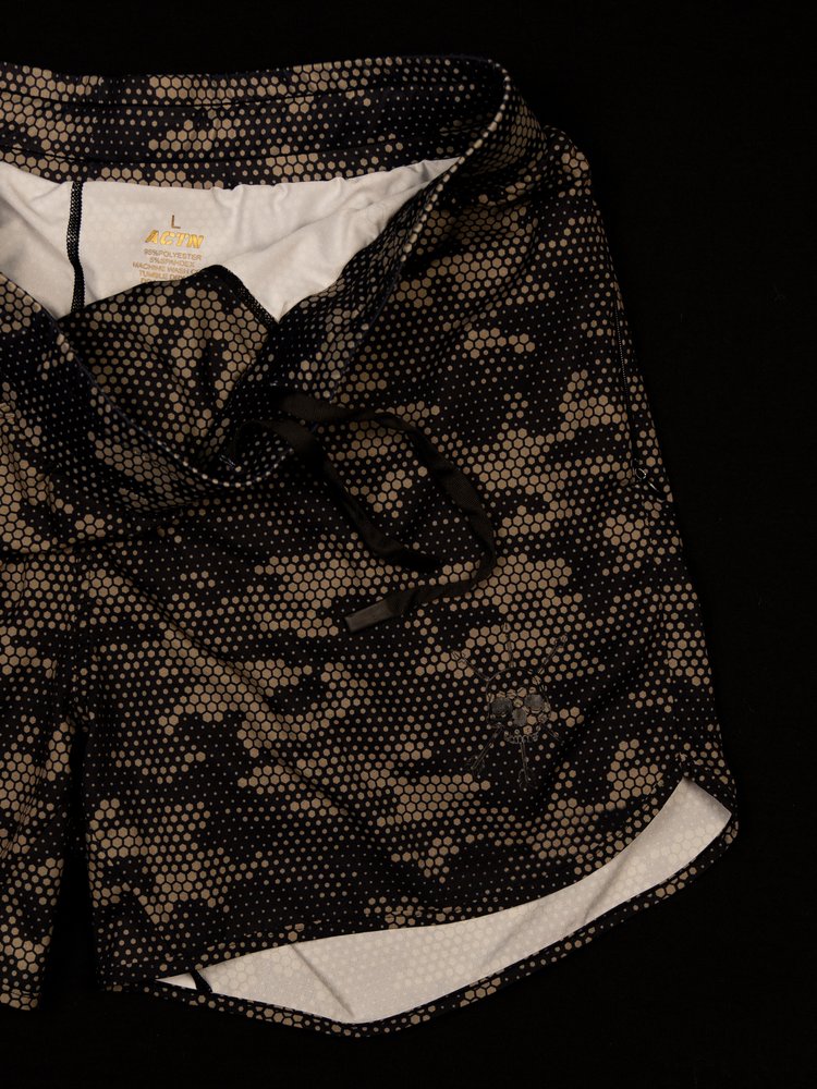 MEN'S | STEALTH SHORT : BLACK + OLIVE HEXAGON