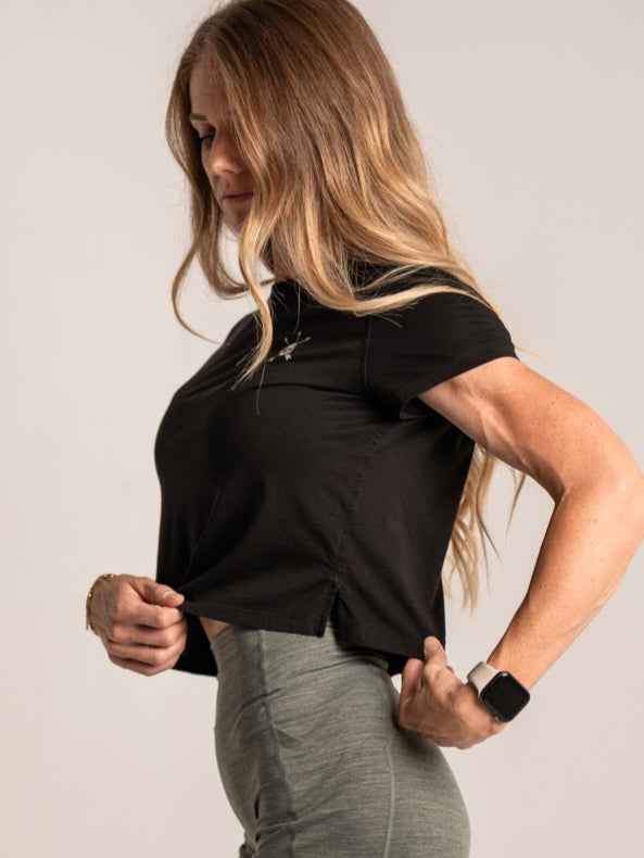WOMEN'S | ENCORE CROP TEE : BLACK