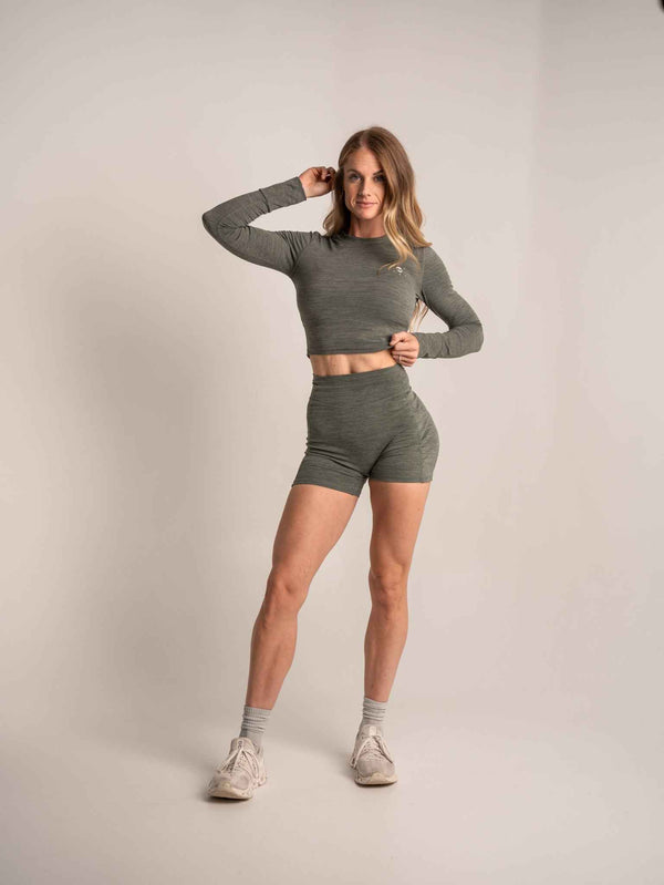 WOMEN'S | DEBUT CROP LONG SLEEVE : IVY