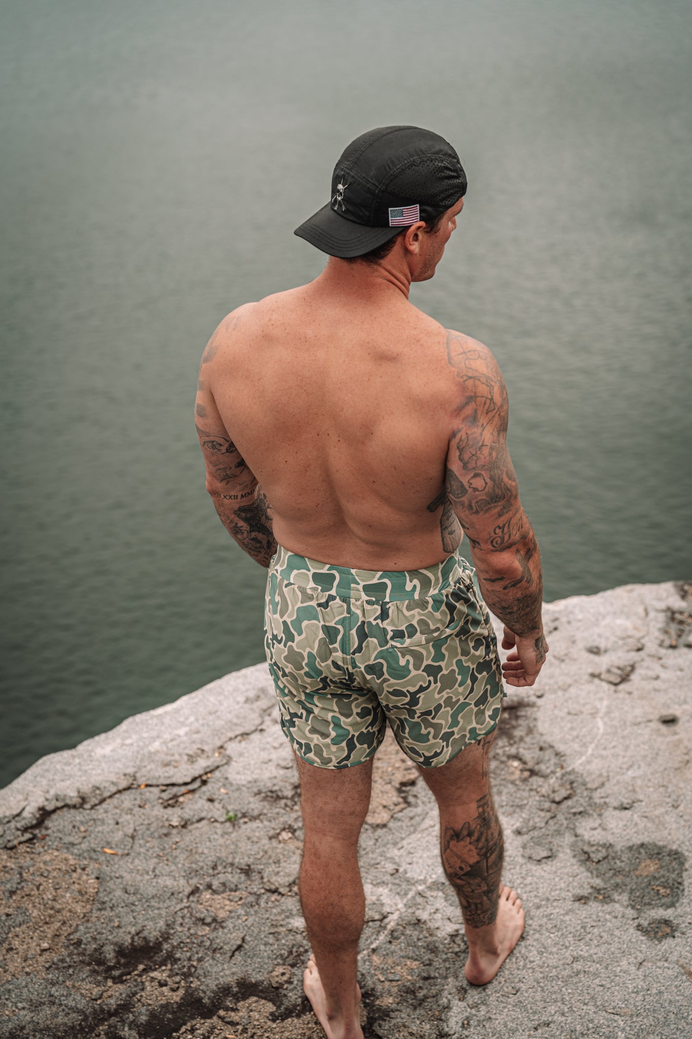 Back panel and zip back pocket above the water