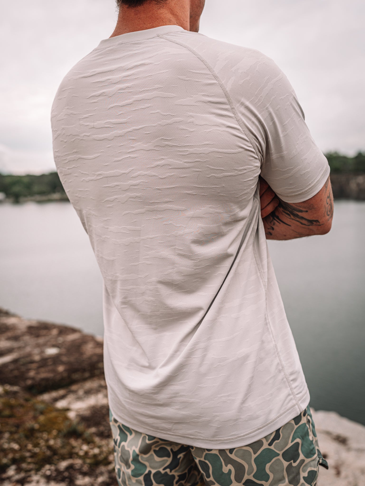 The tonal camo across the back of the Drift Tee