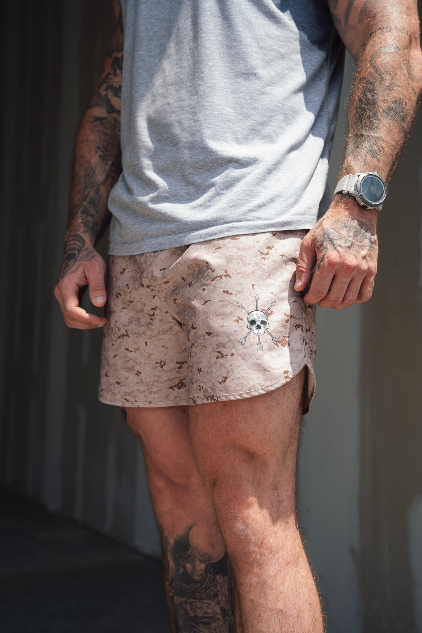 Mark and split hem on the AOR1 Hybrid Short