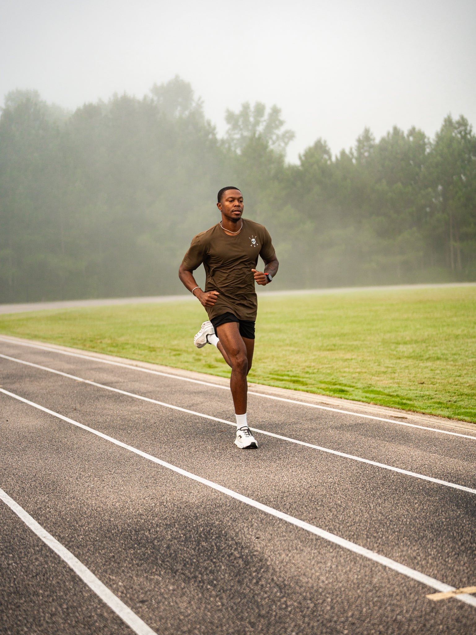 The Ascend Tee at pace on the track