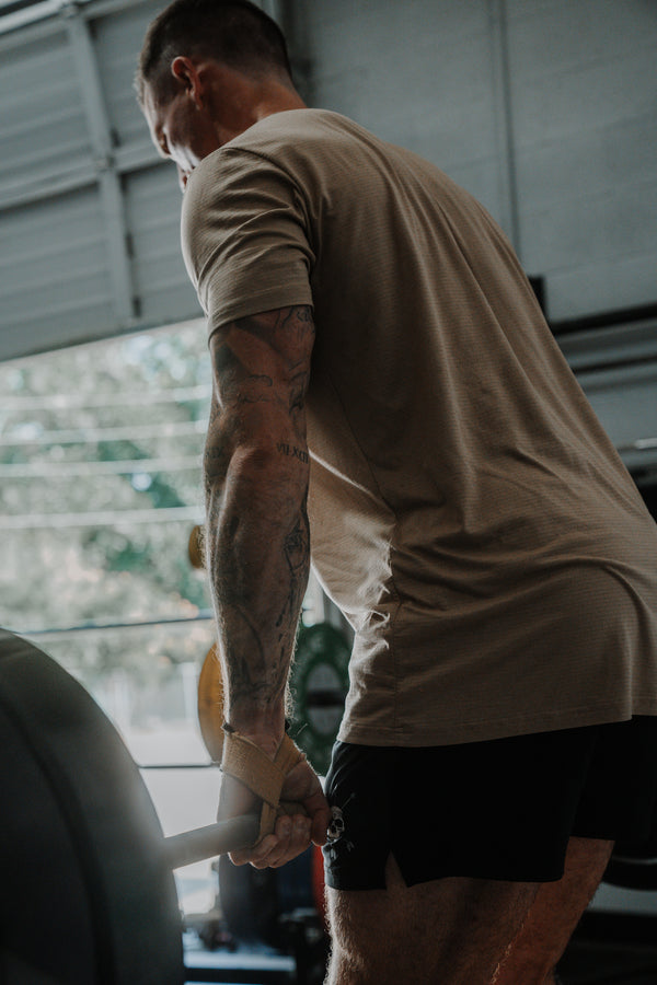 MEN'S | APEX TEE