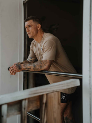 MEN'S | APEX TEE