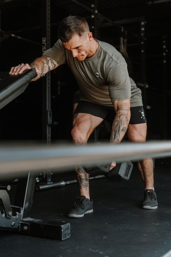 MEN'S | APEX TEE