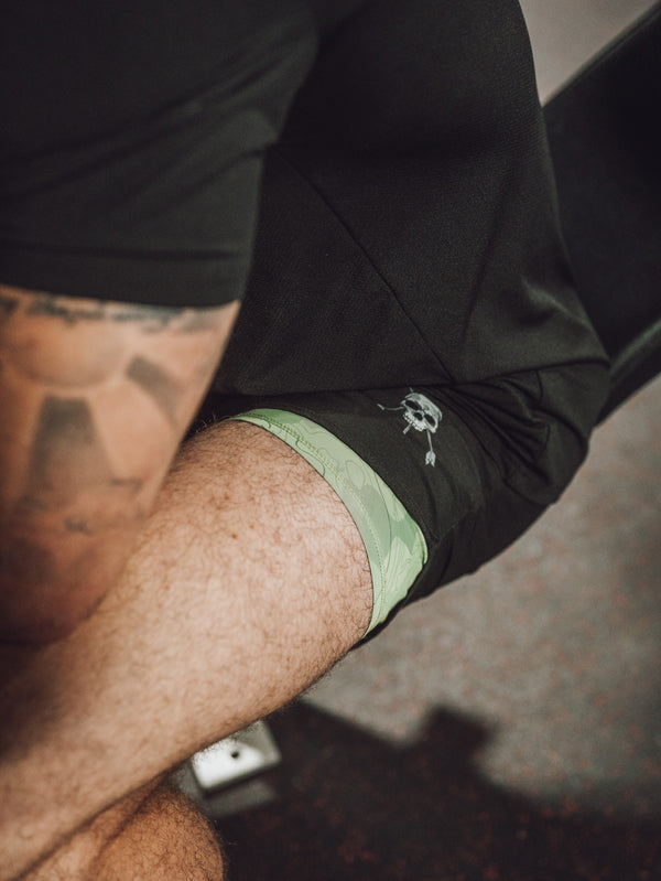 MEN'S | HYBRID SHORT