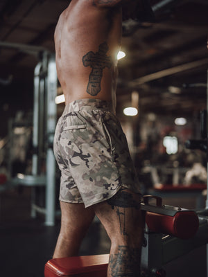 MEN'S | HYBRID SHORT : HIGHLAND CAMO