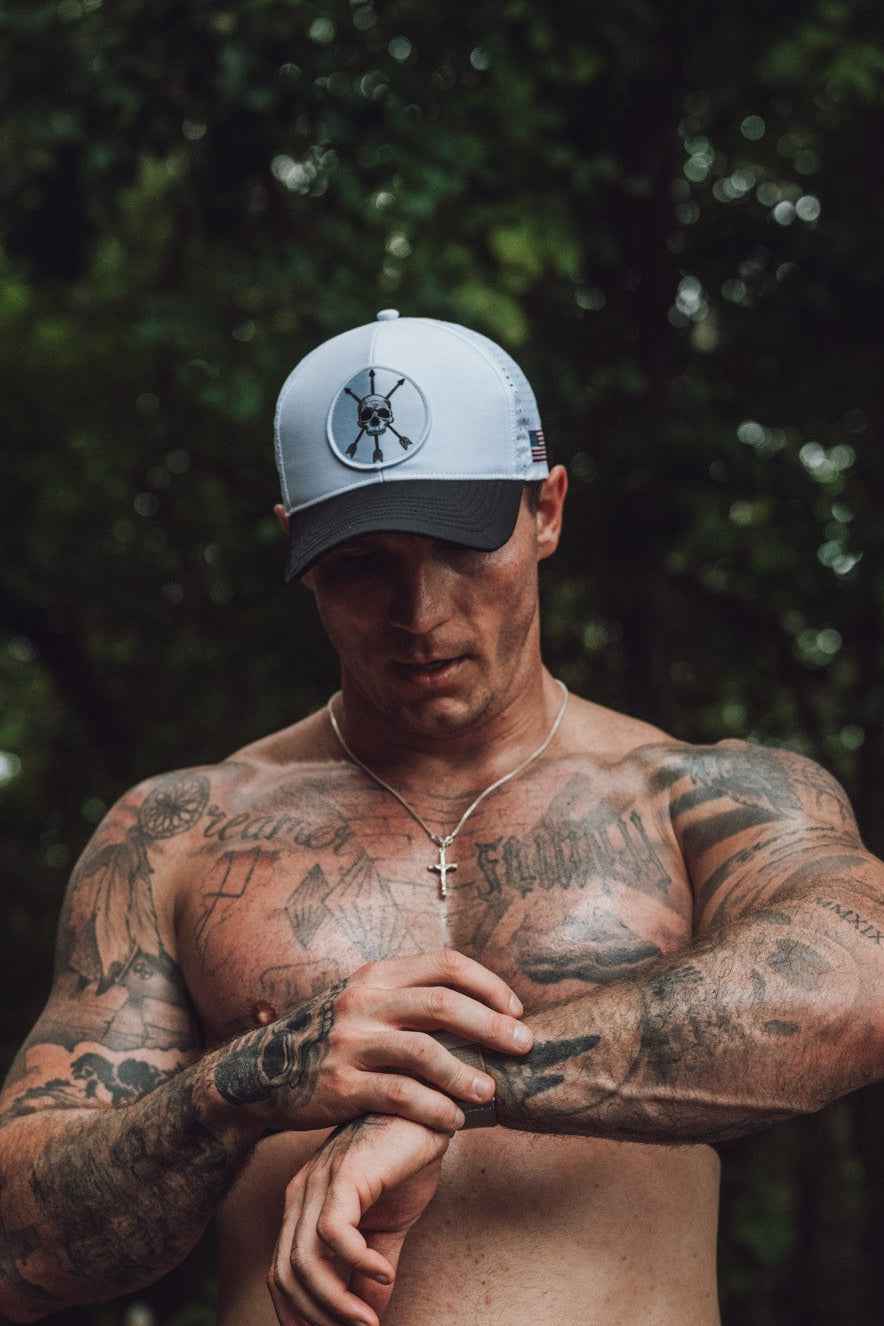 VARSITY CAP : WHITE